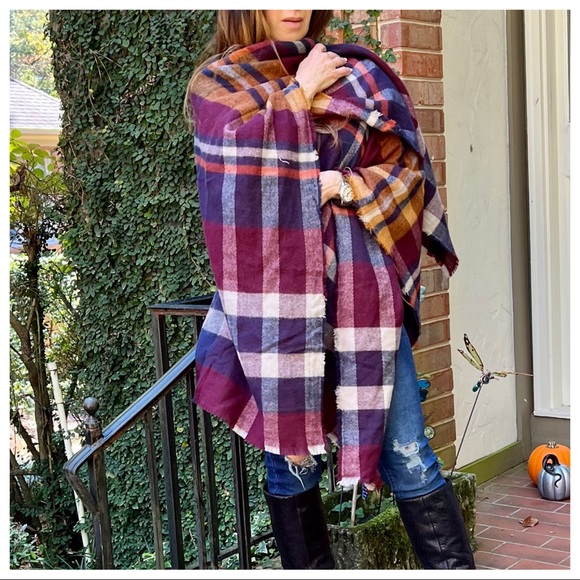 Gorgeous poncho shawl blanket oversized
scarf jacket poncho - Picture 3 of 5